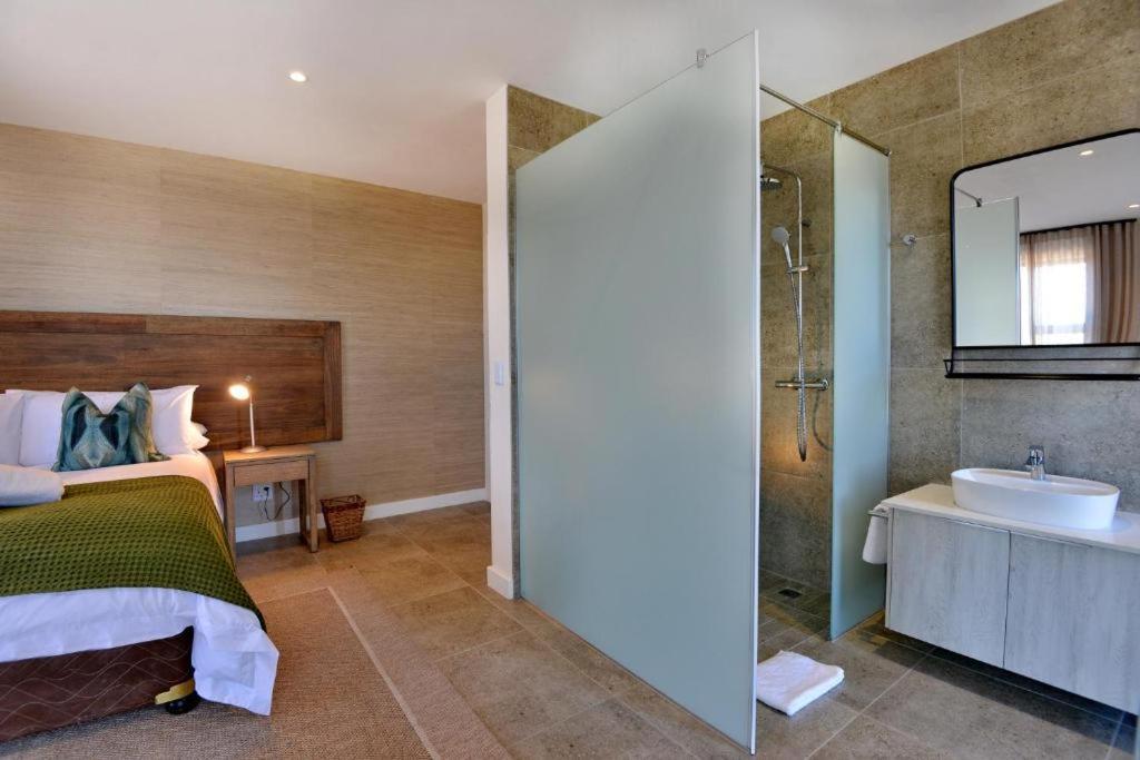 The Shark Bay Villas Langebaan Eksteriør billede