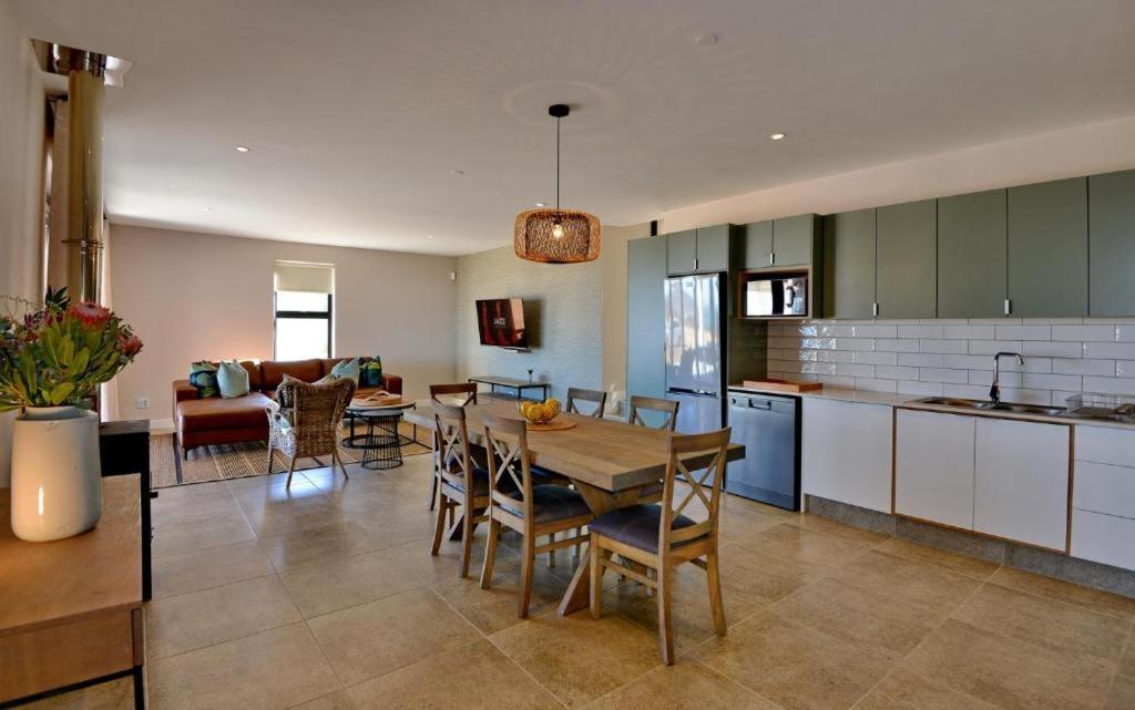 The Shark Bay Villas Langebaan Eksteriør billede